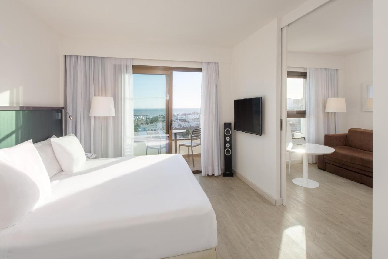 Suite with Marina and Sea View,1363703081:JPEG